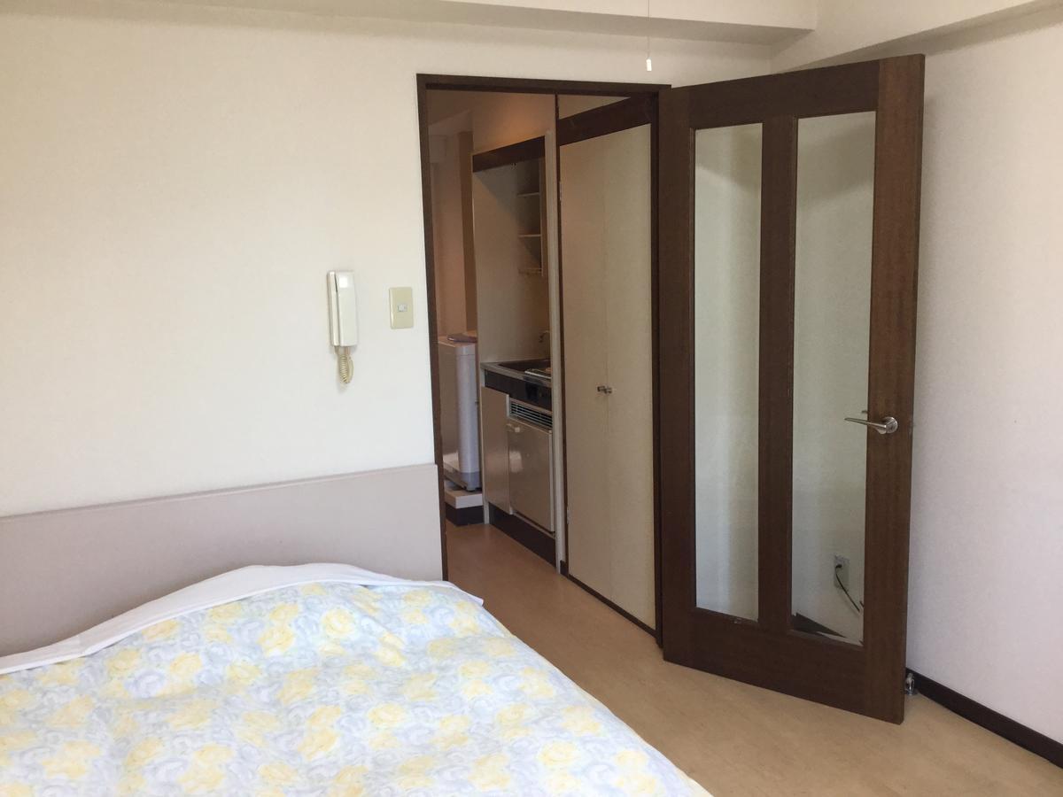 Business Inn Grandeur Футю Экстерьер фото